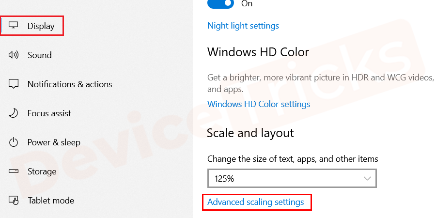 Select the advanced scaling settings option from the window as shown in the figure.