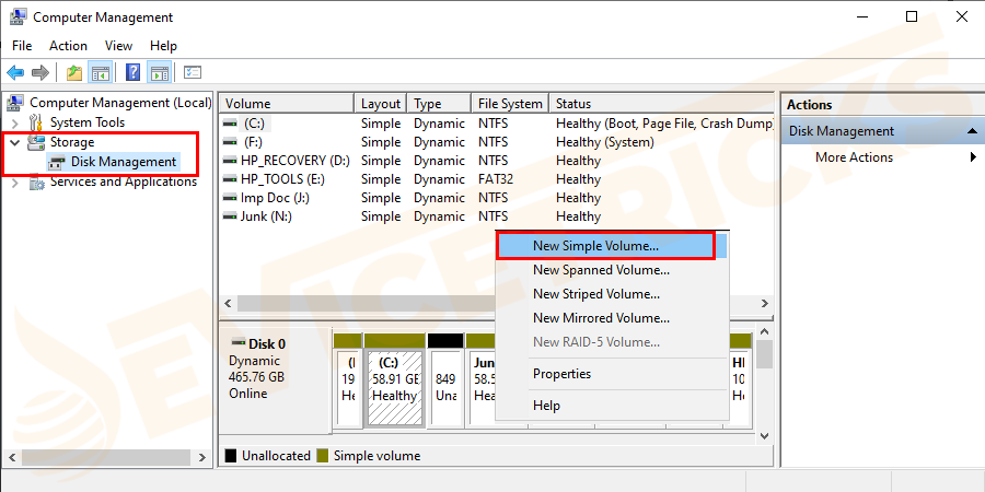 Now, select the removable disk from the menu, right-click on it and select New Simple Volume.