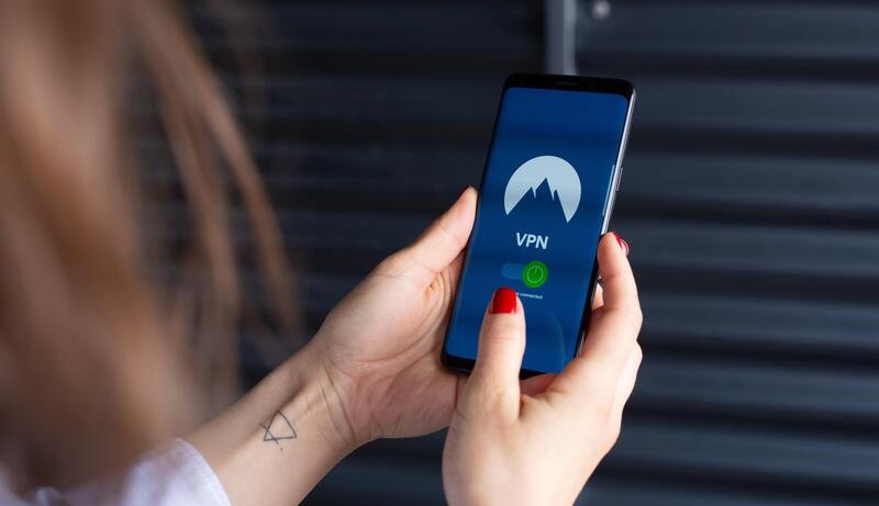 protect your online privacy and security using a VPN